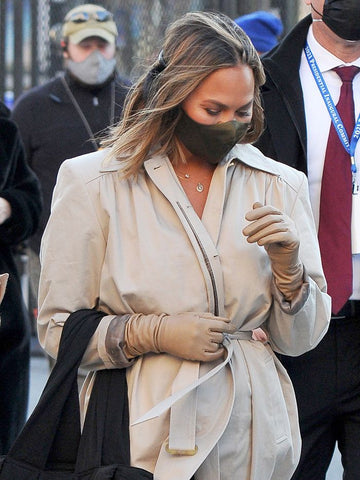 Chrissy Teigen wearing Essentials Long Beige gloves by Handsome Stockholm